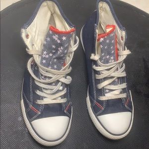 Levis converse